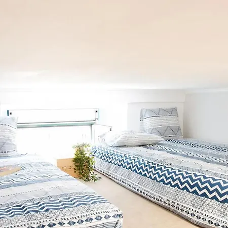 Anjos Central Intendente Guest house Lisbon